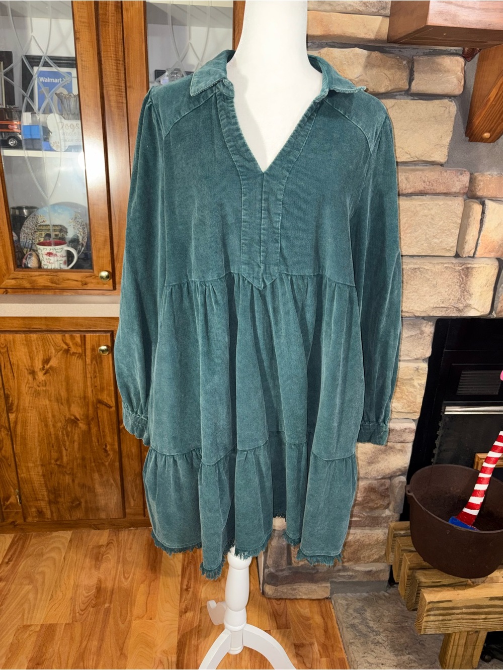 UMGEE size X-Large green distressed corduroy dress w/raw hem 100% cotton cute